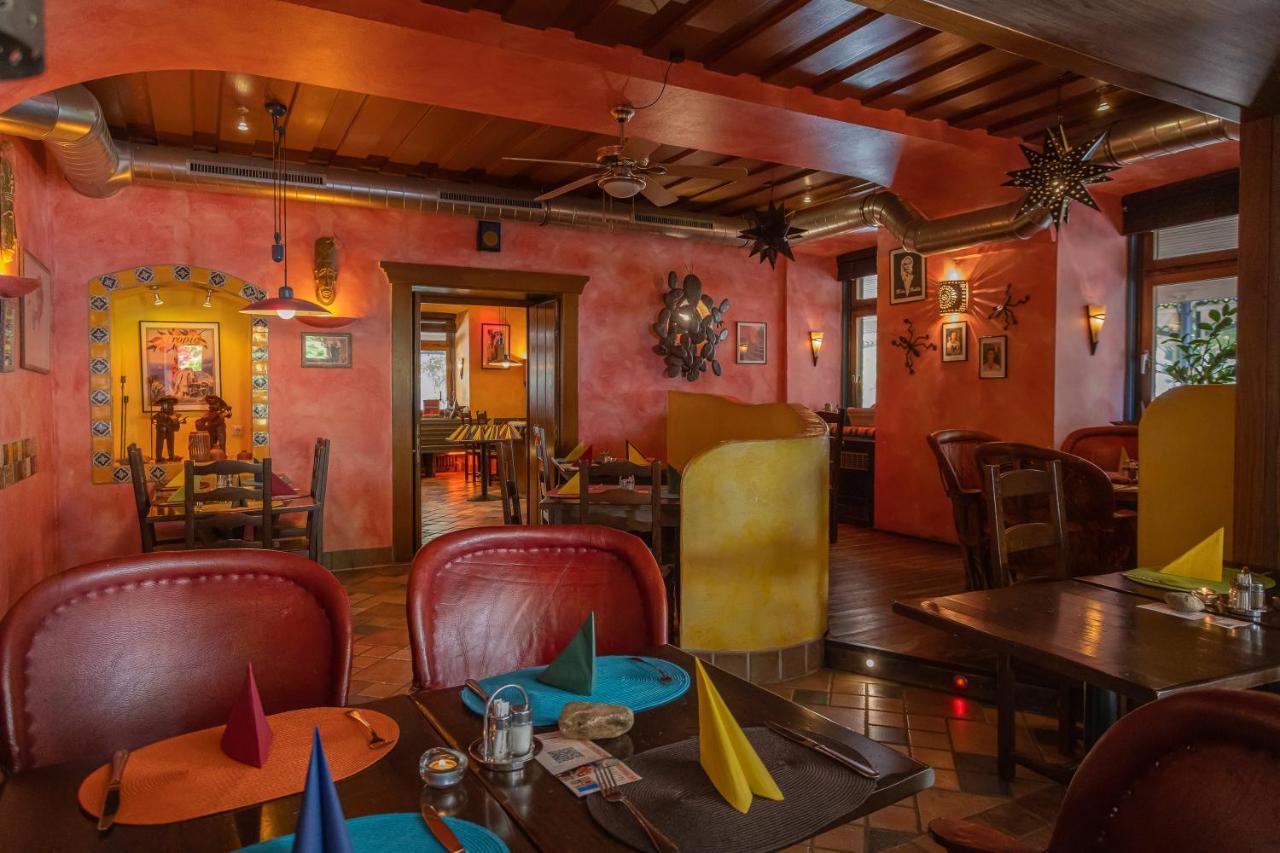 Hotel Ertl & Restaurant El Venado Шпитал ан де Драу Екстериор снимка